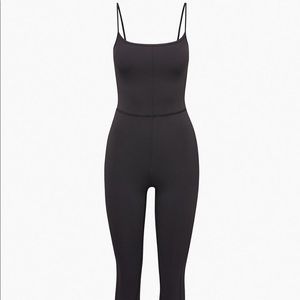 Aritzia Wilfred Free
Black Divinity Jumpsuit size large
